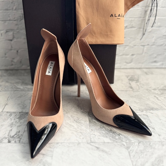 NEW Alaia Coeur 110 High Love Pointed Toe Pump